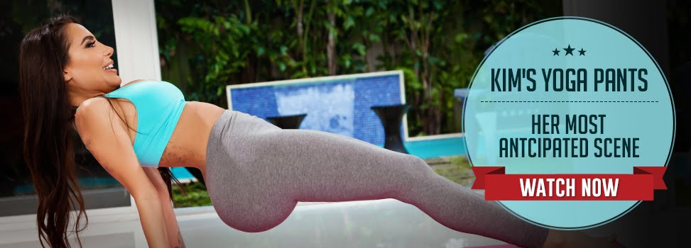 Kim Yoga Hot Pants - Lela Star