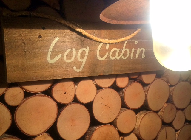 Log cabin sign 