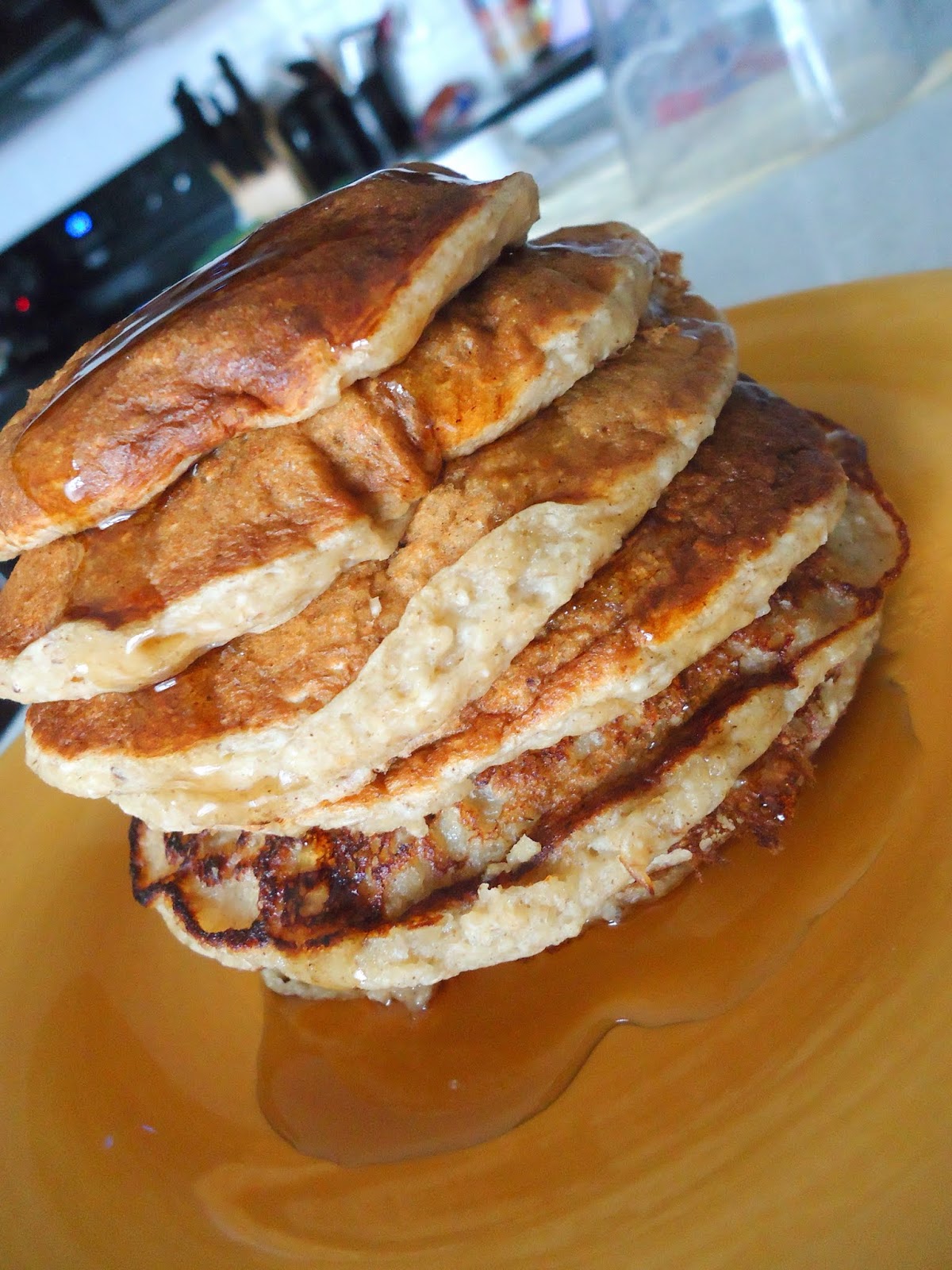 Foodie & Fabulous Cinnamon Oatmeal Banana Pancakes