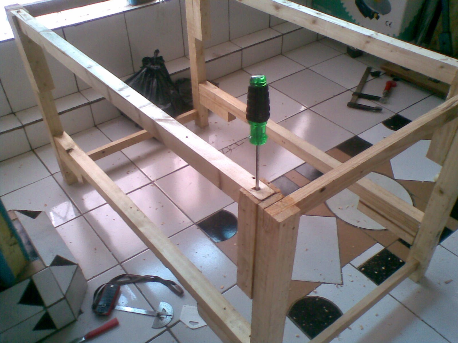 MEMBUAT SPEARGUN CARA MEMBUAT MEJA MESIN POTONG KAYU