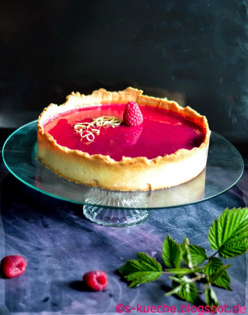 Cheesecake Tarte mit Himbeerspiegel sKüche