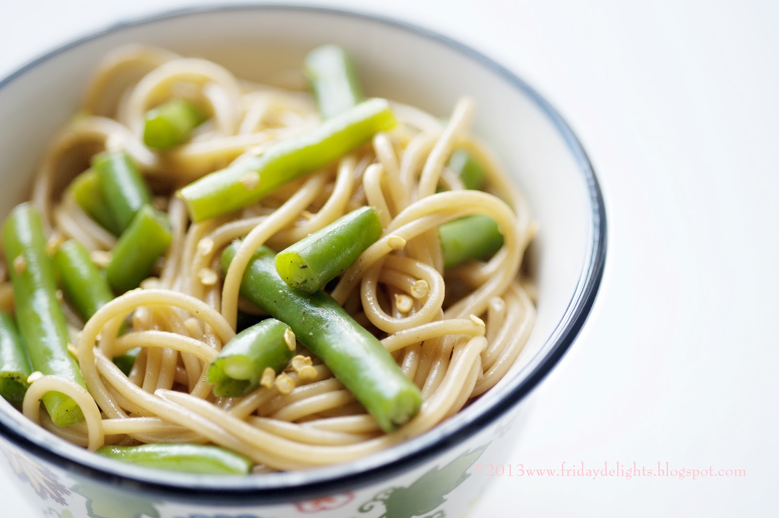 Lo Mein Noodles with Green Beans