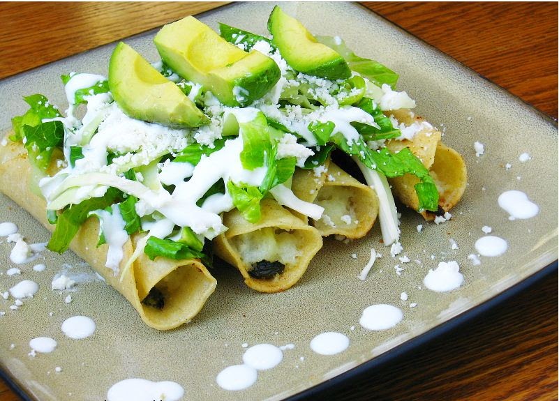 Salud a la Carta Flautas de Papa con Chorizo