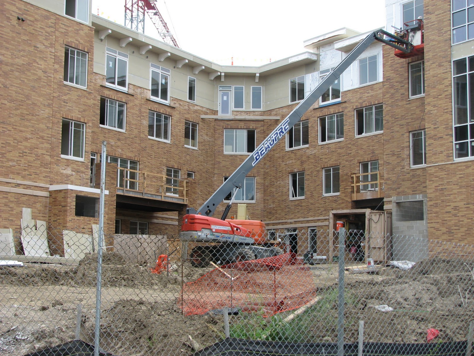 VISUAL SAINT PAUL Carondelet Village Complex