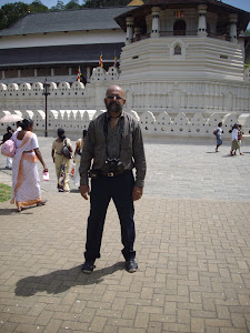 At the "Sacred Temple of the Tooth" palace in Kandy.