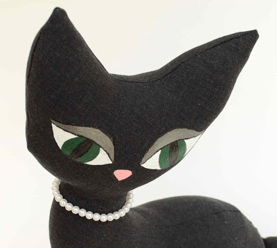 Art Deco sitting black cat soft toy ornament сидящая черная кошка