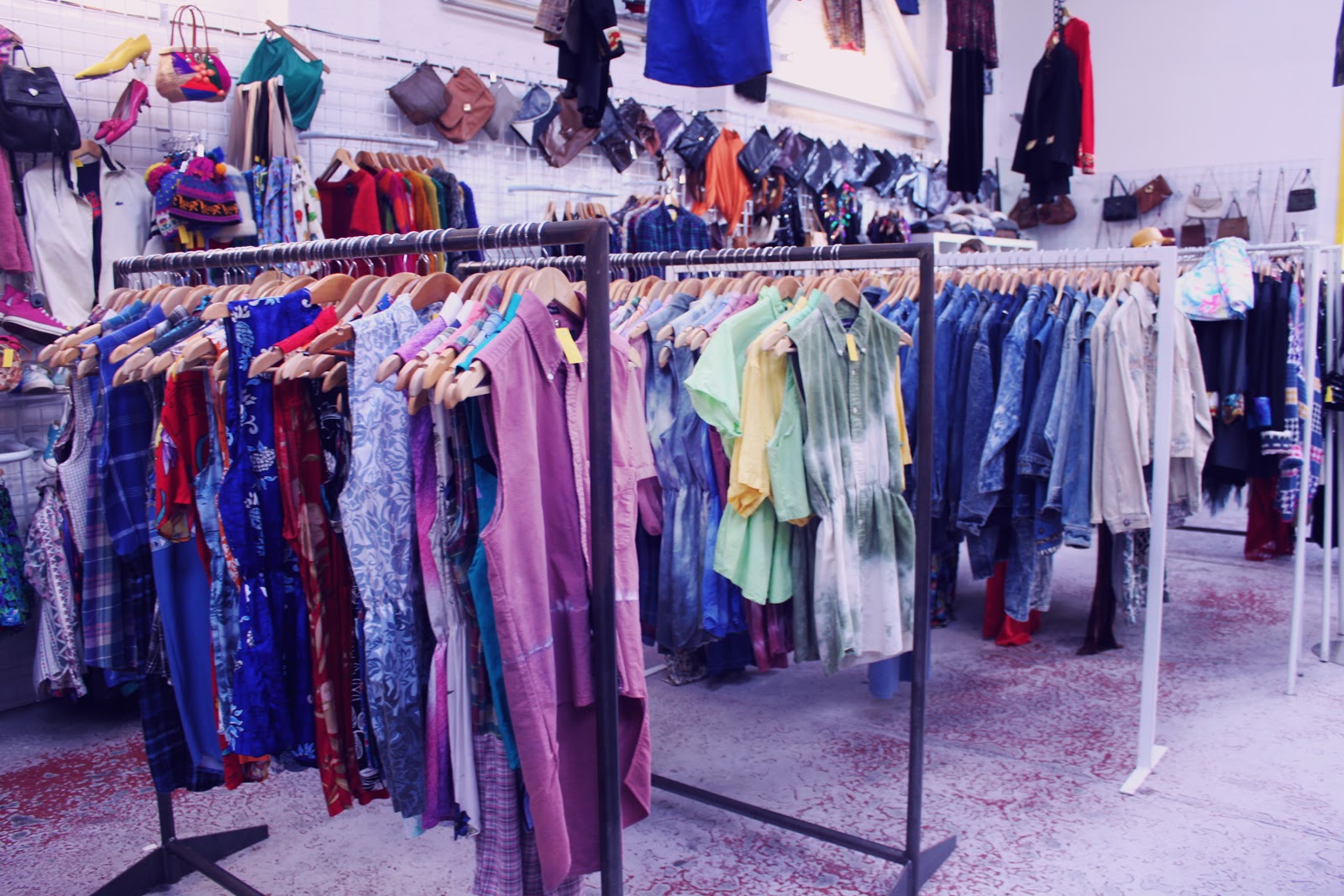 Stores That Sell Vintage Clothes | Bbg Clothing