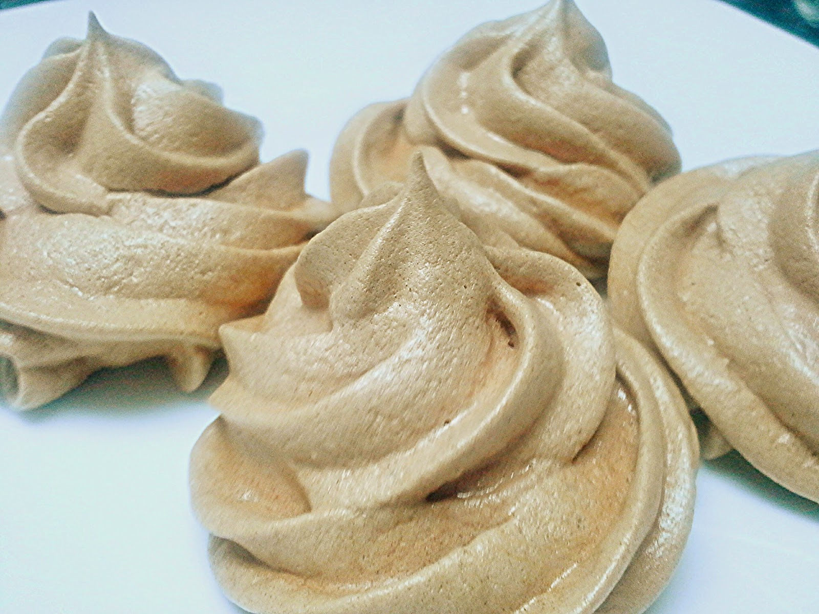 Ally in Cali Meringue chocolate caramel roses