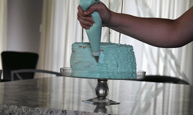 Ruffle Cake Tutorial from Pretty Little Details.