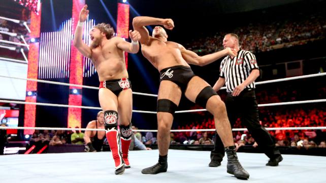 RESULTADOS - WWE Raw desde Nashville, Tennessee - POST WRESTLEMANIA 7 European+Uppercut+de+Antonio+Cesaro+to+Daniel+Bryan