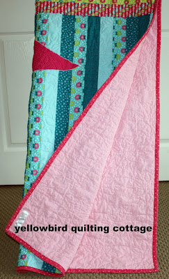 Yellow Bird Quilting Cottage: Christmas Package Quilt