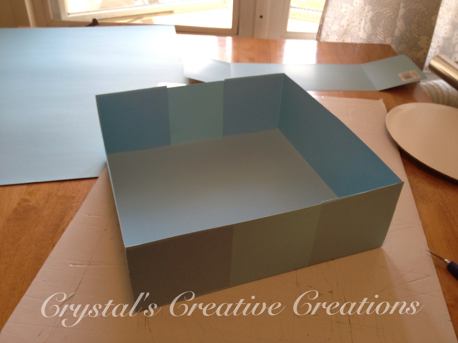 Crystal's Creative Creations How to Make your Own Cake/ Cupcake Box
