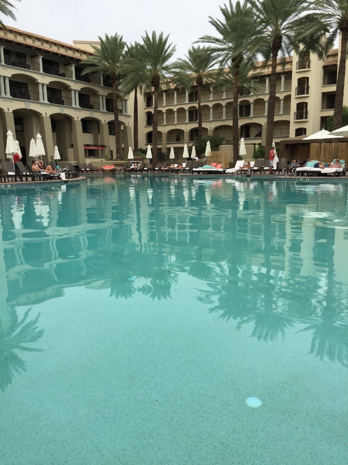 Welcome to VINO LAS VEGAS : Sip , Taste , Dine and Explore Scottsdale