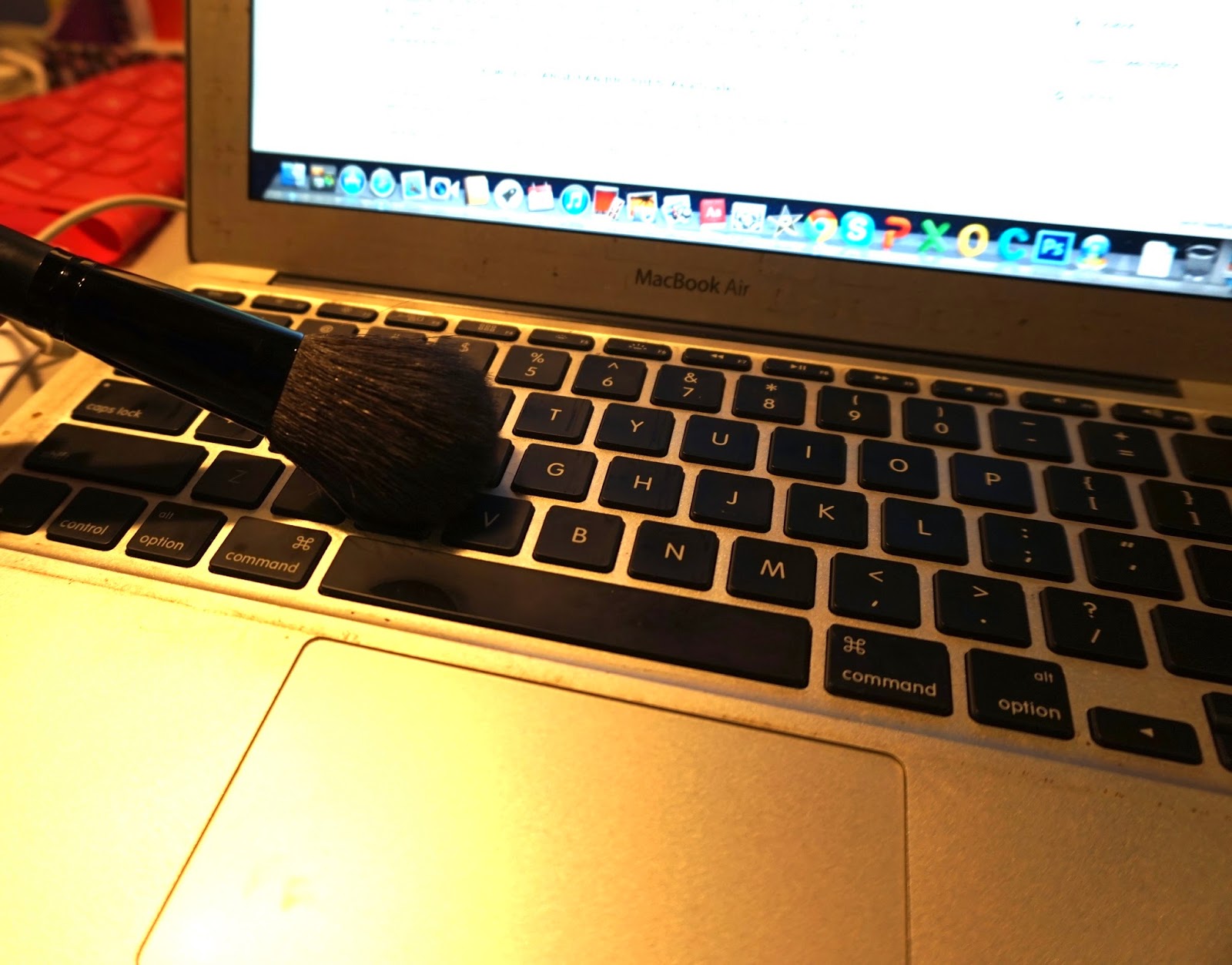 HOW TO Salvage Old Makeup Brushes The Beauty Junkee