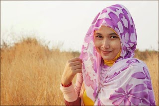 24 Gaya Model Hijab / Jilbab Terbaru
