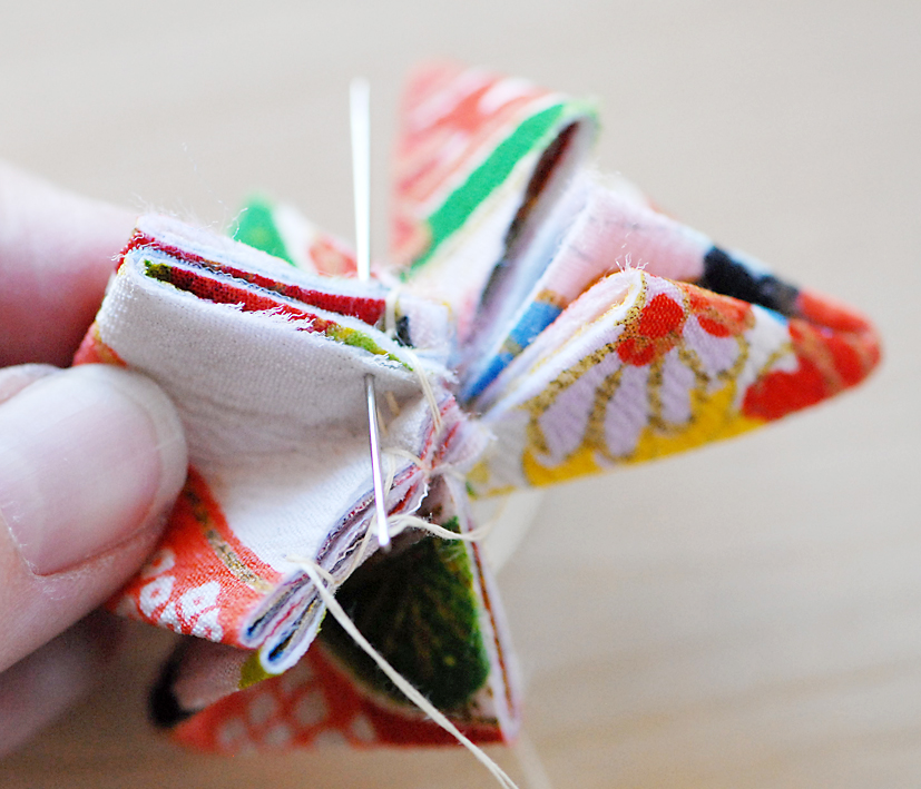 Kimono Reincarnate How to Make Japanese "Kanzashi" Style Flower Brooches