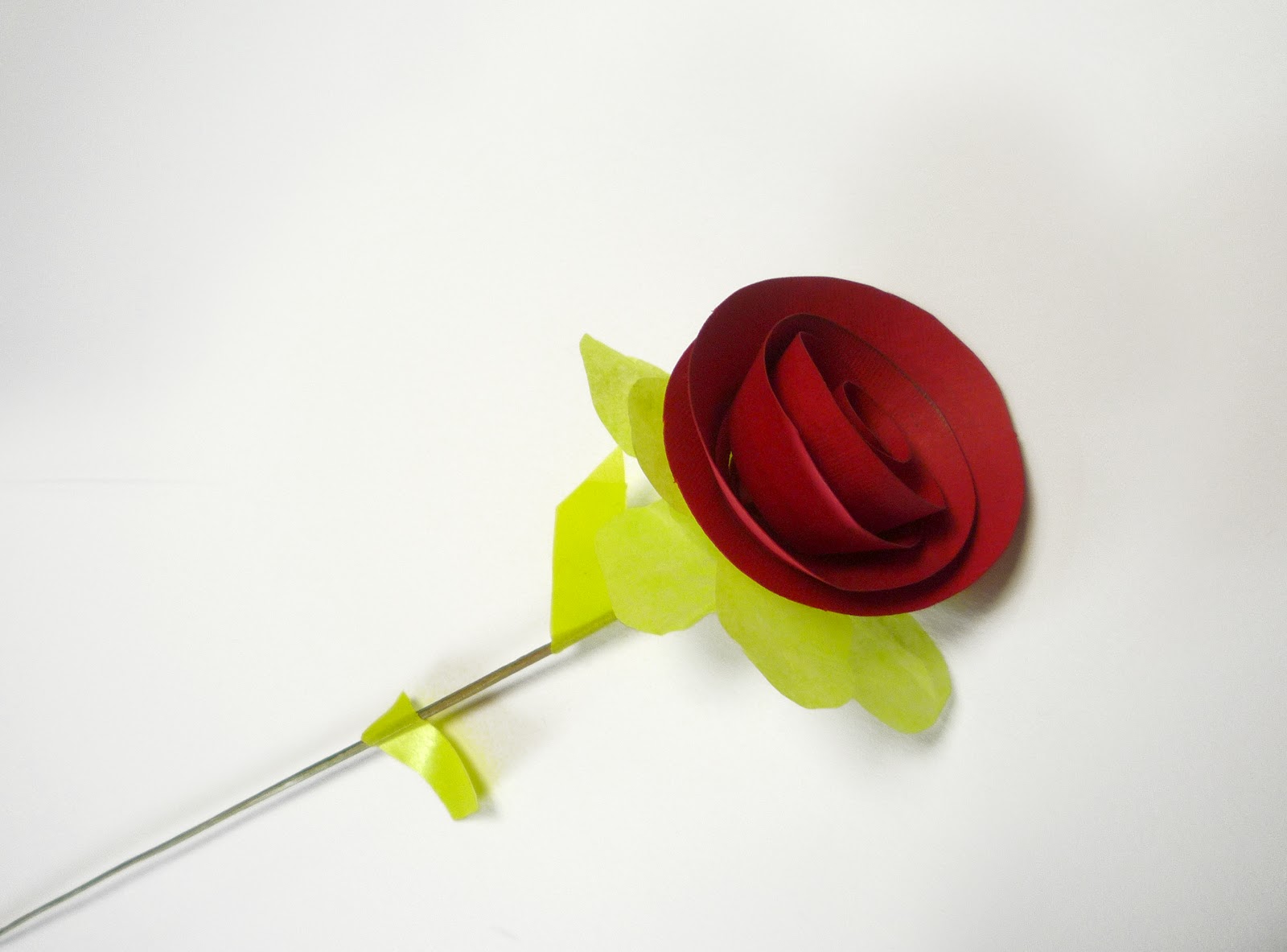 Comment faire une rose en papier? - Selfpackaging Blog