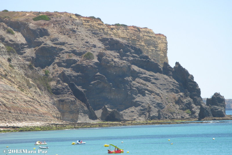 Black Rock, Praia da Luz Beach