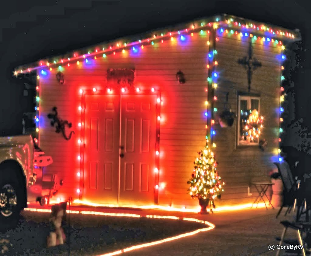 GoneByRV Christmas in the Park