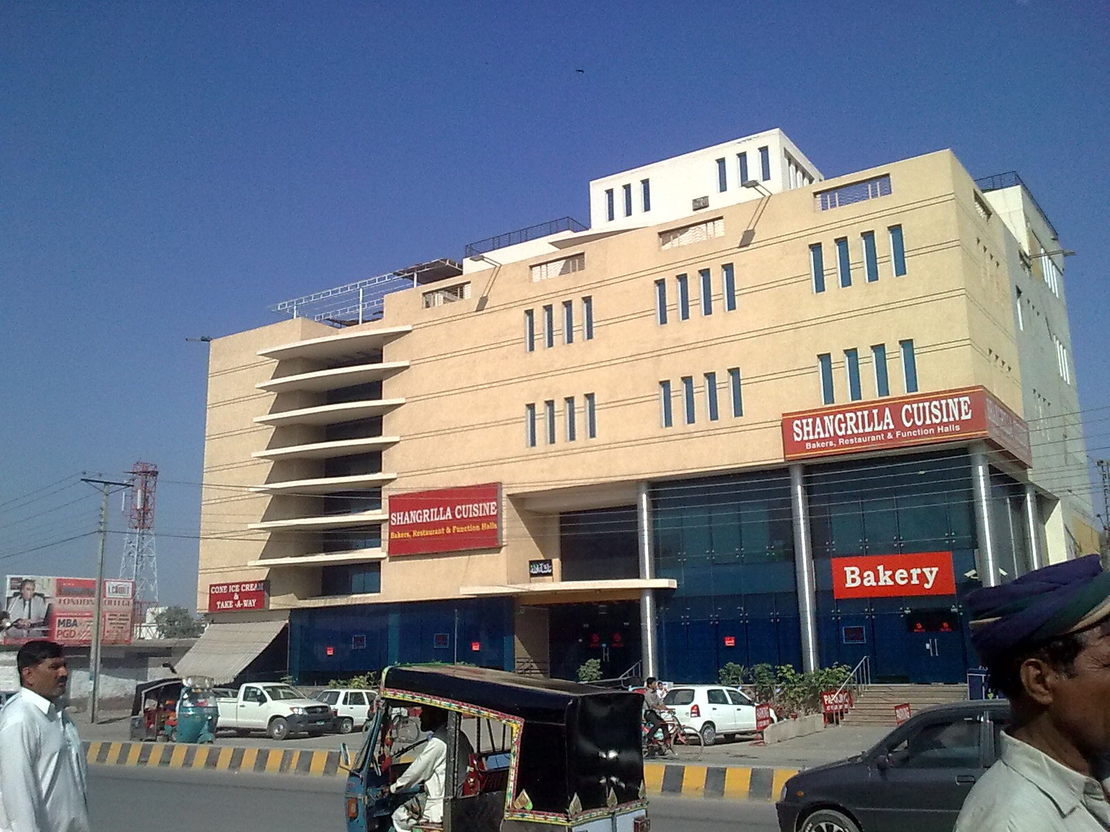 Travel Multan Shangrilla Cuisines and Bakery Chungi No 9 Multan