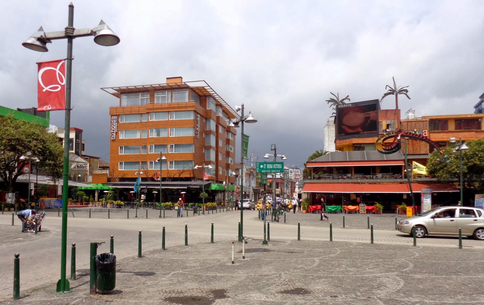 RichAndNancy Quito's Mariscal Neighborhood