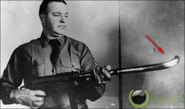 Curved Barrel Machine Gun, 1953 Curved Barrel Machine Gun, 1953