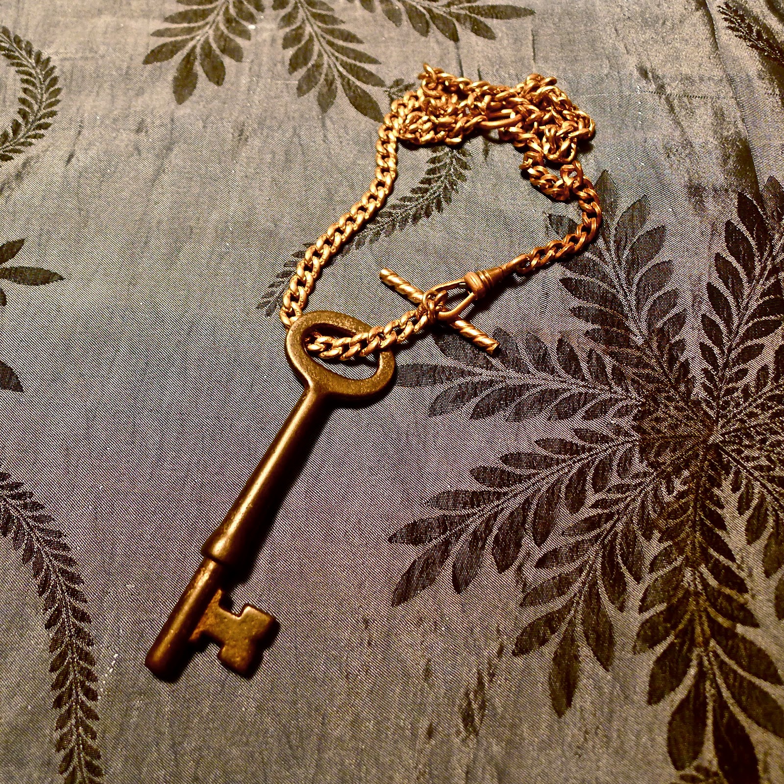 evolution now evolution now antique gunmetal skeleton key / watch