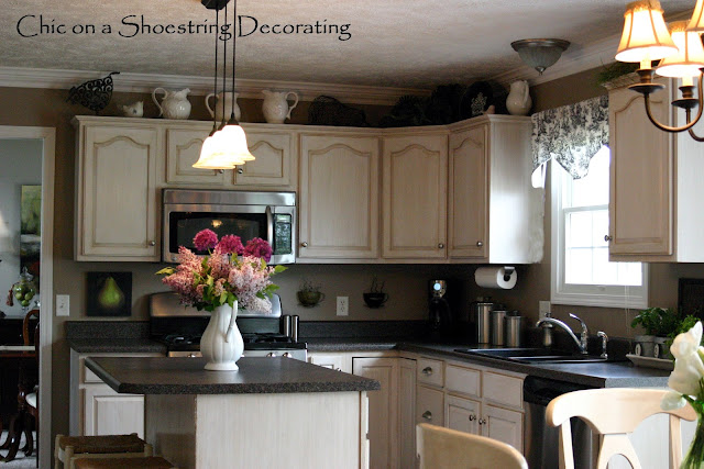 Chic on a Shoestring Decorating: My Spring Kitchen
