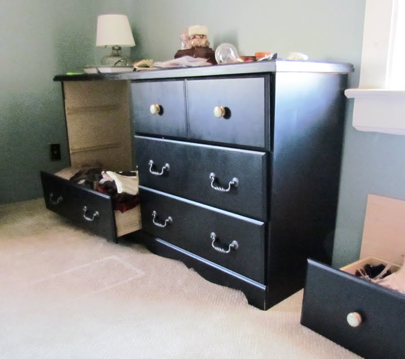 Etcetorize Dance of the Broken Dressers