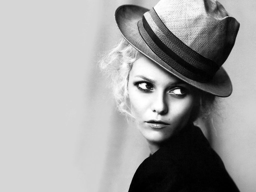 September Clementine: Vanessa Paradis & Chanel