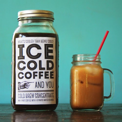 Beat the summer heat with this cold brew coffee tutorial and free printable! Beat the summer heat with this cold brew coffee tutorial and free printable!