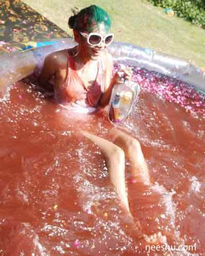 Holi celebration Hot TV actress