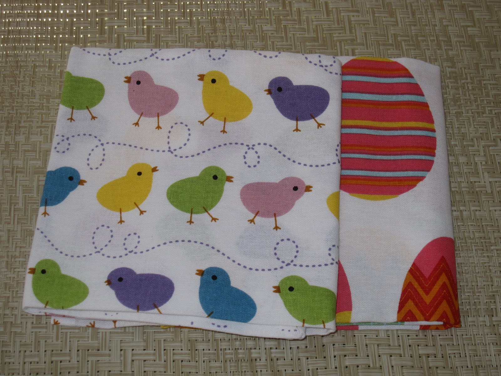 W o k a r e l l a Easter Tea Towels