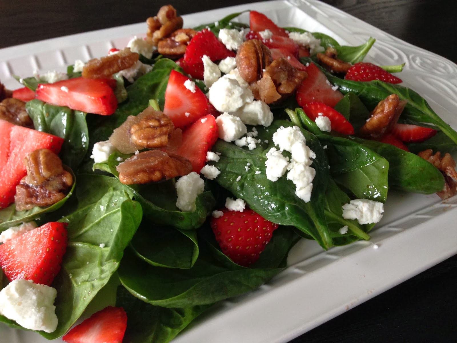 Strawberry Spinach Salad with Goat Cheese & Candied Pecans