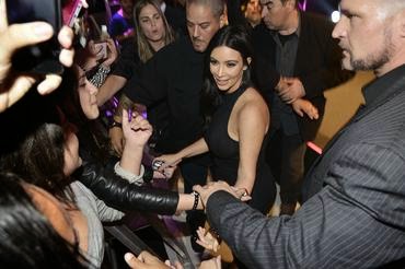 C&A e Kim Kardashian celebram parceria fashion C&A e Kim Kardashian celebram parceria fashion