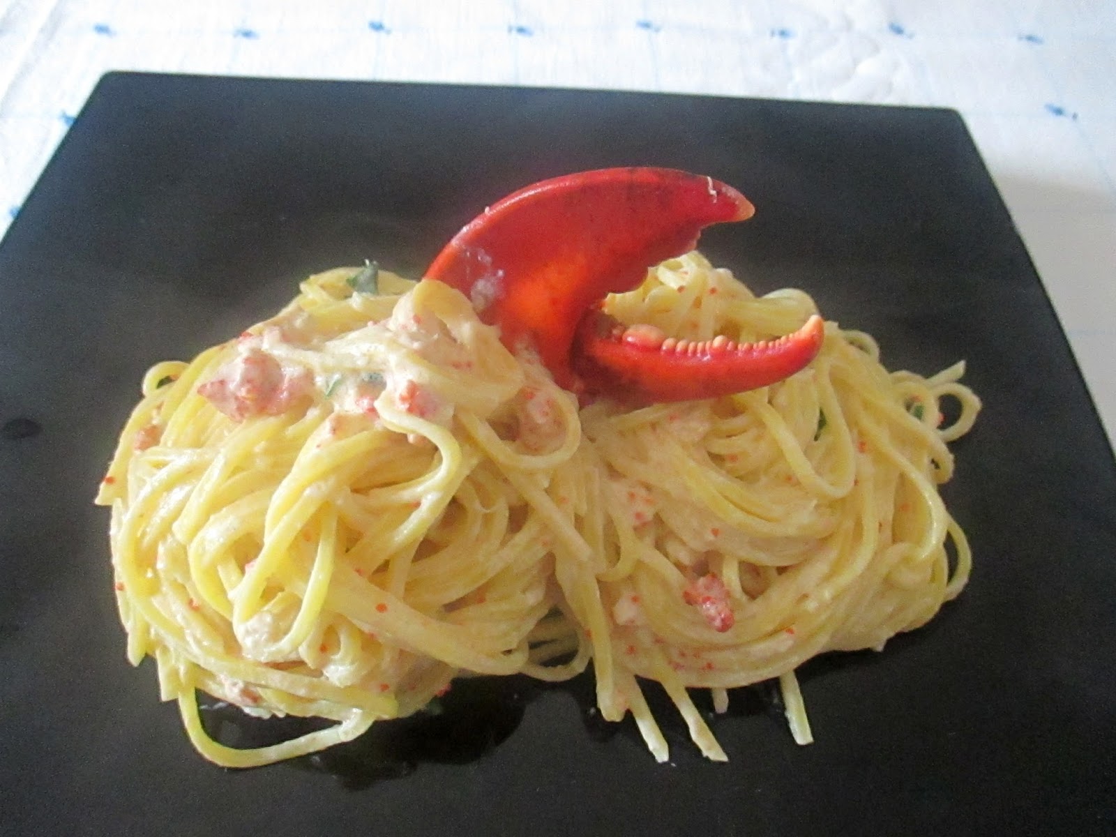 FORNELLI IN FIAMME TAGLIOLINI PASTA WITH LOBSTER AND LIME'S CREAM