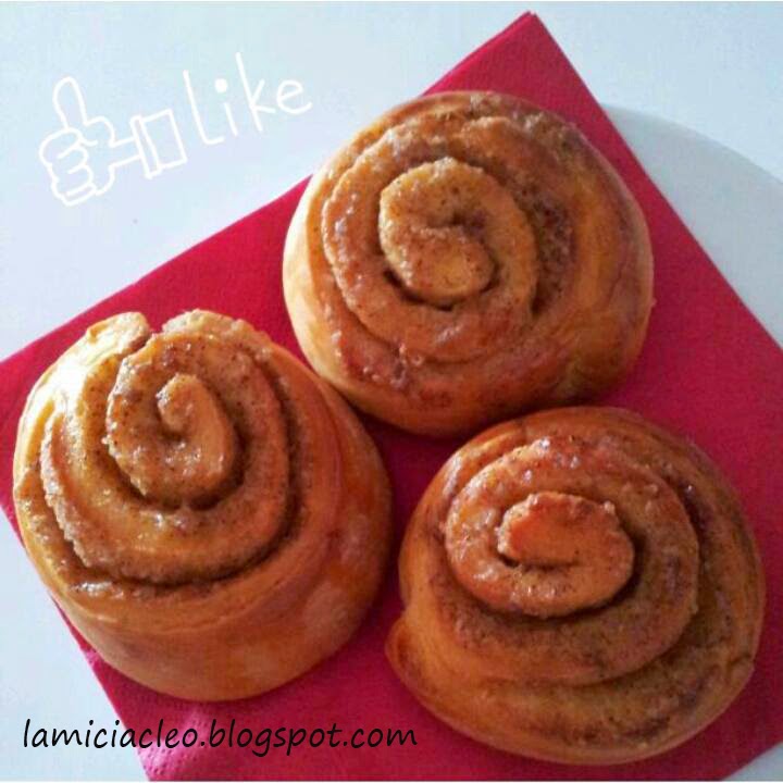 La micia Cleo Cinnamon rolls girelle con zucchero di canna e cannella