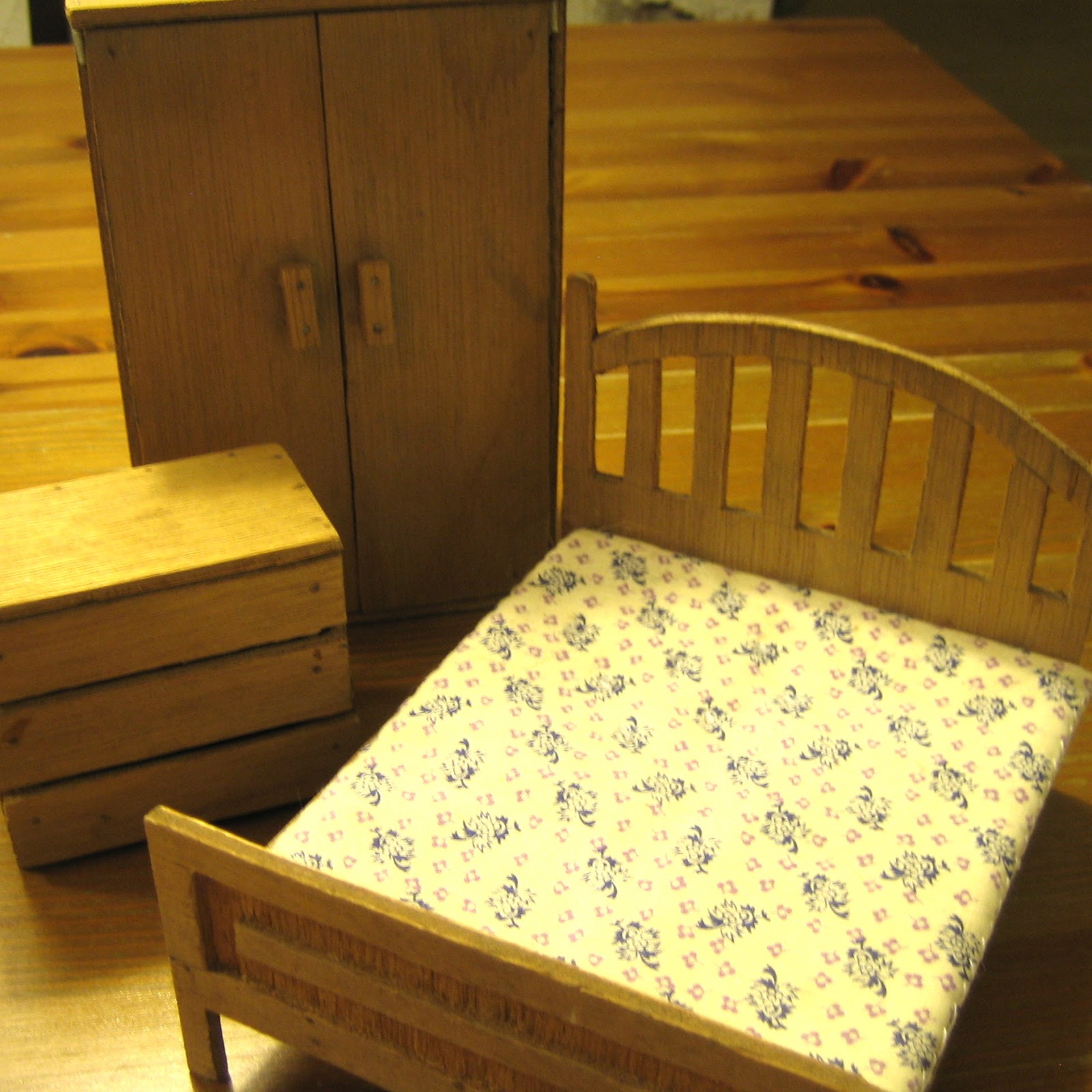 Our Handmade Home Dolls' House Furniture (part 1)
