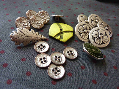 Gorgeous buttons from Textile Garden Gorgeous buttons from Textile Garden