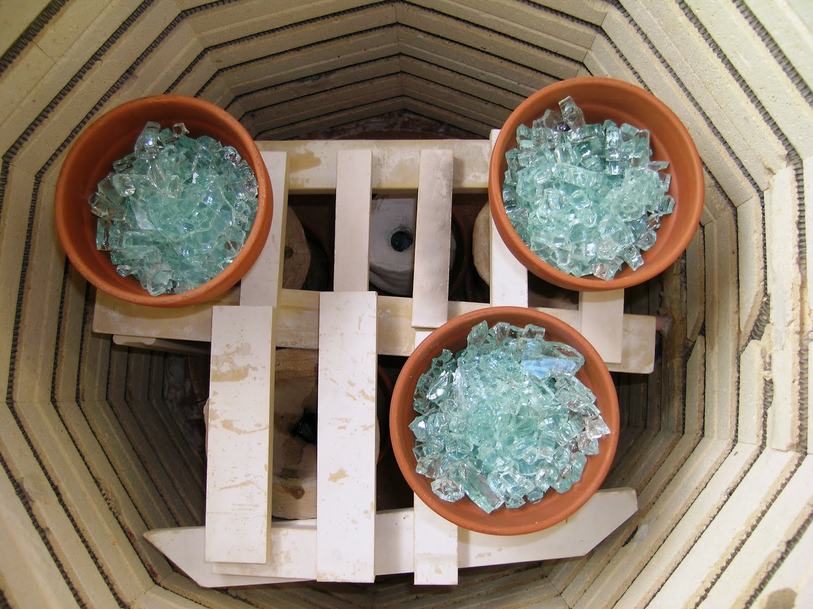 Washington Glass School The Process Erwin Timmers Cast Glass Bottles