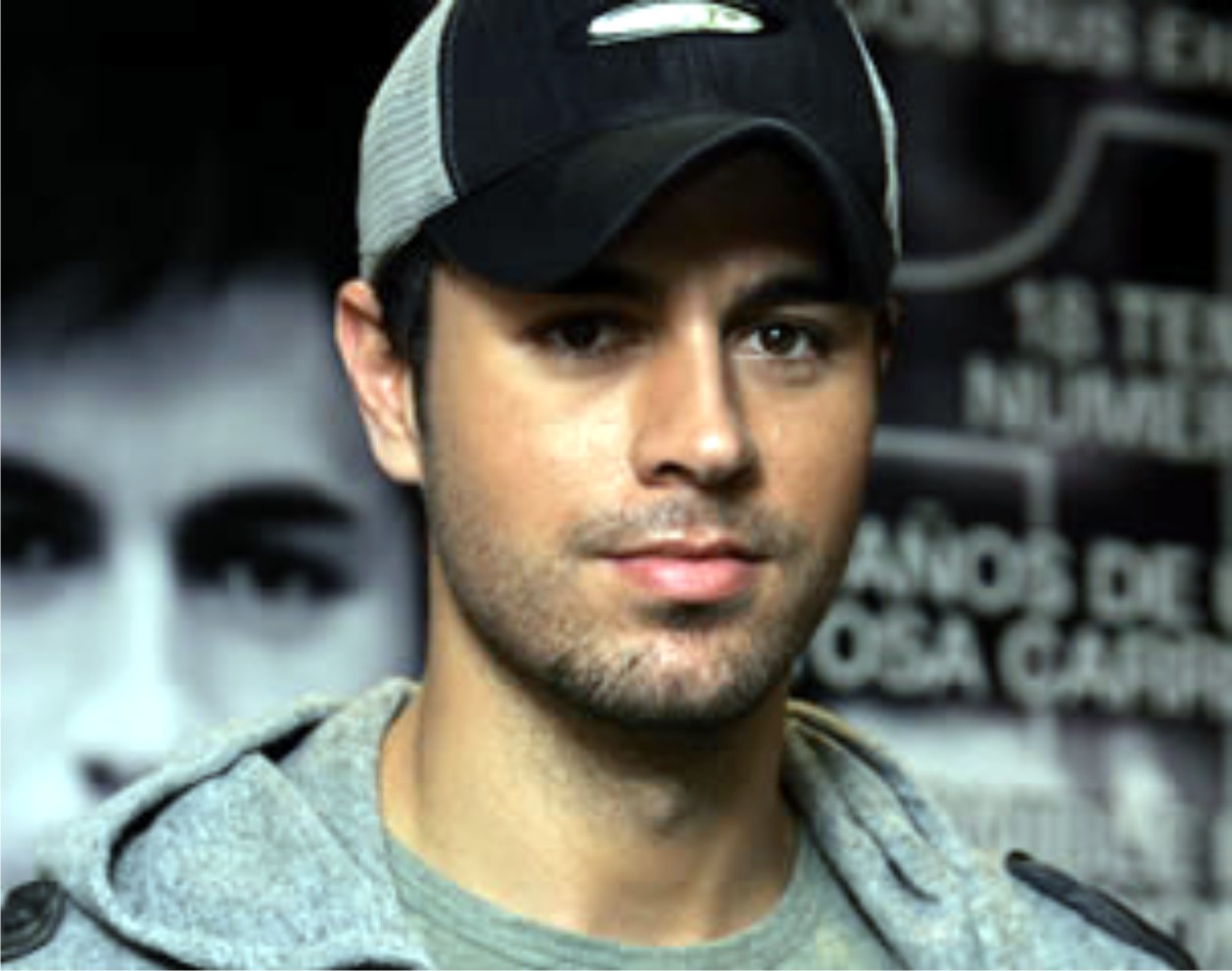 http://3.bp.blogspot.com/-NR46jAIwX-8/Tl5vUYaYfxI/AAAAAAAABOM/ciDdgvSX_GY/s1600/ENRIQUE+4.jpg