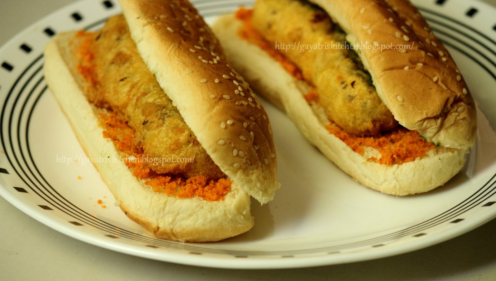 Gayatri's Kitchen VEG HOT DOGS HOT DOG VADA PAV