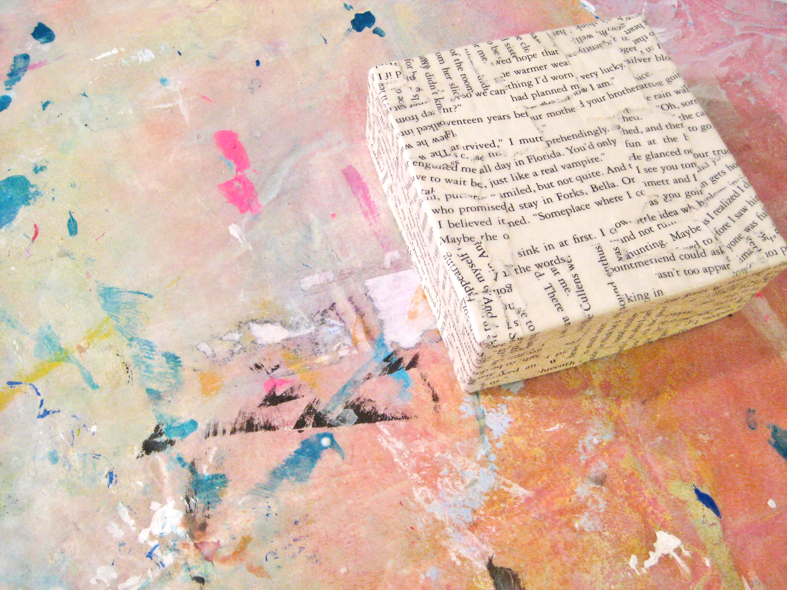 Alma Stoller how to make a cardboard canvas