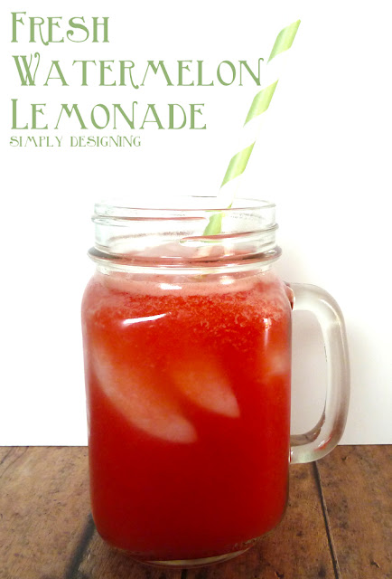 Fresh Watermelon Lemonade - fresh homemade watermelon lemonade! So delicious and so refreshing!  Perfect drink for summer!  #recipe #drinks #lemonade #watermelon