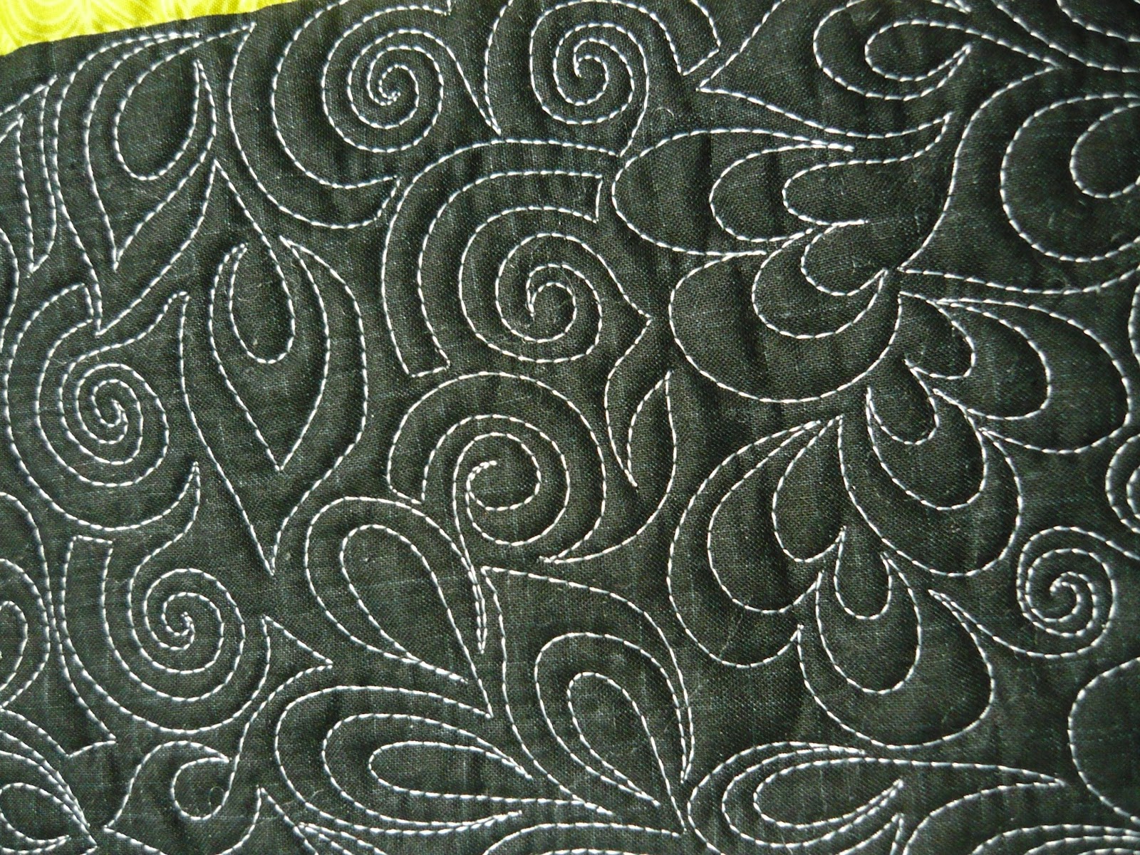 Deborah Louie A new free motion quilting sample quilt