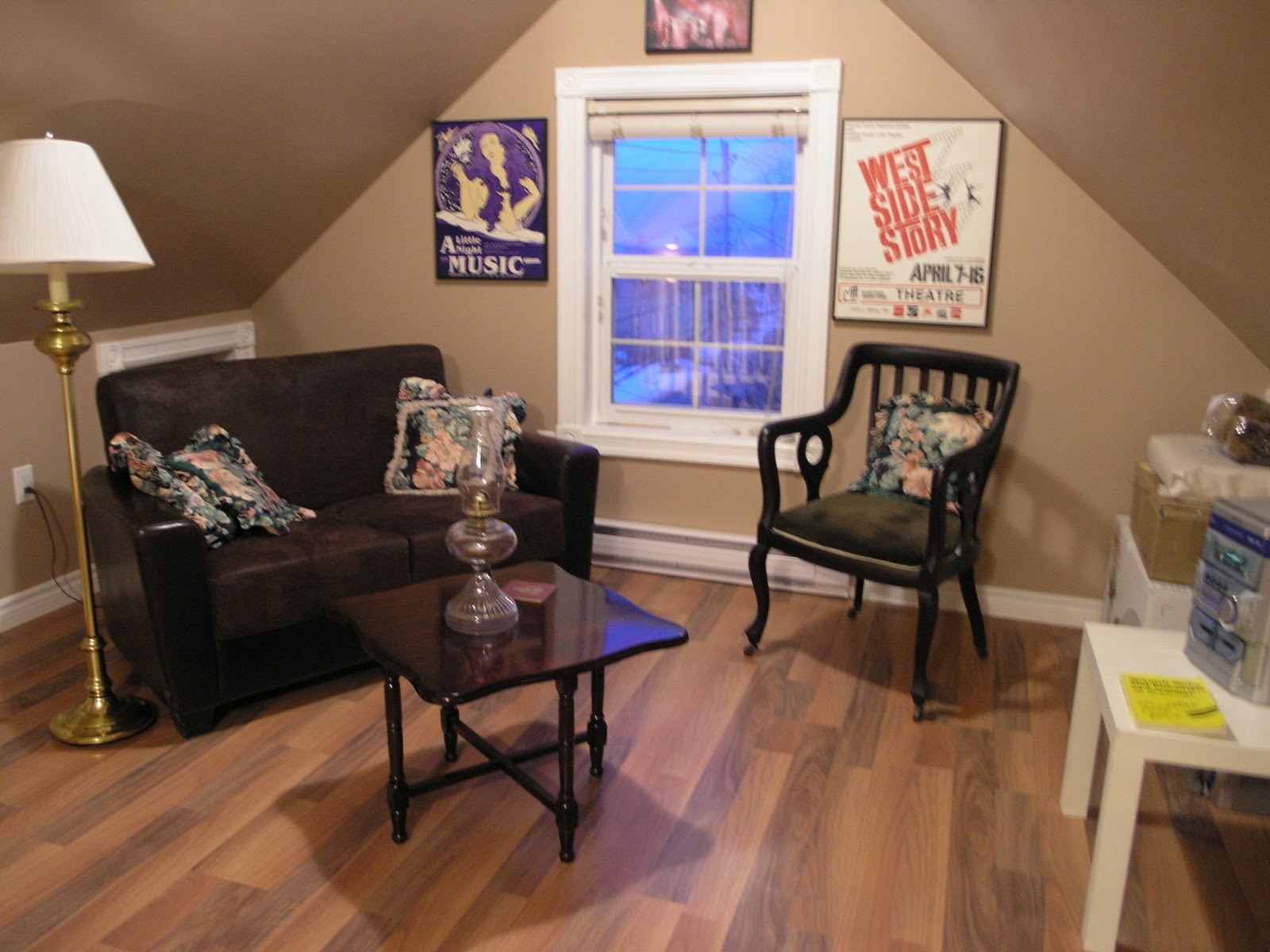 Home For Sale............ Liverpool Nova Scotia Third Floor Loft