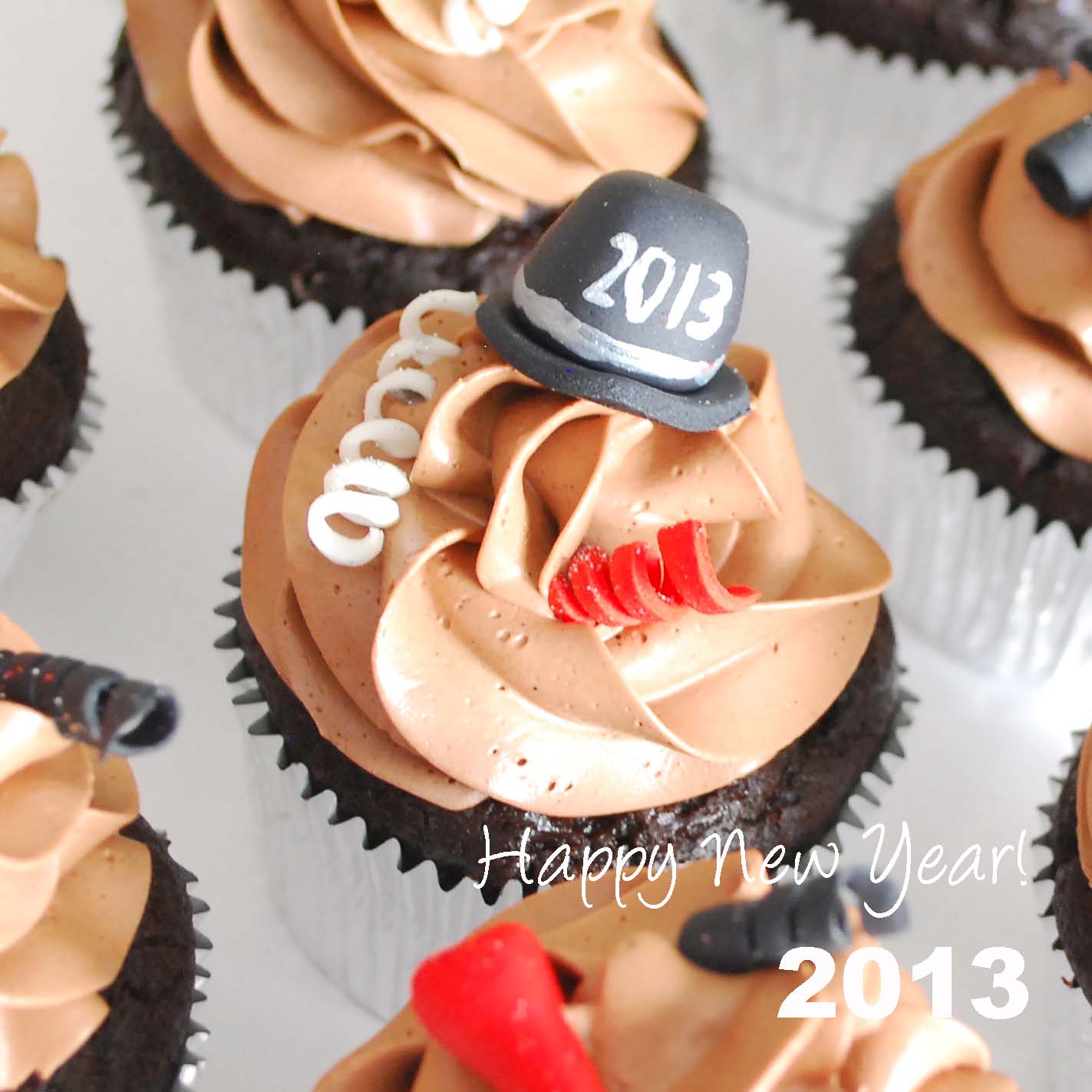 SweetThings: New Years Cupcakes