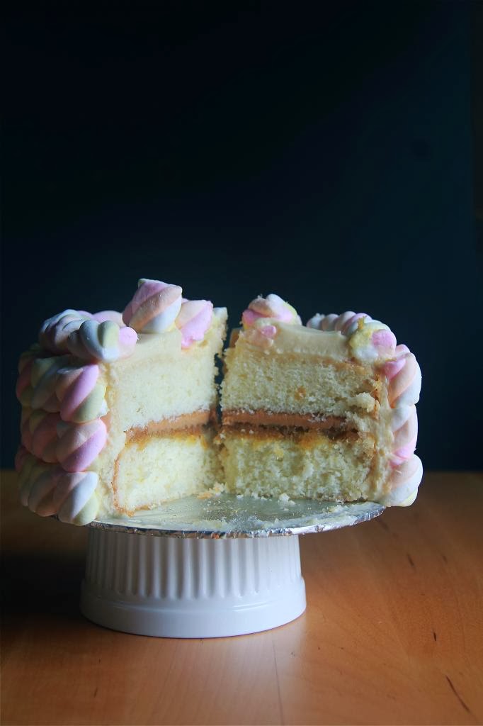 Crumbs and Cookies marshmallow cake.
