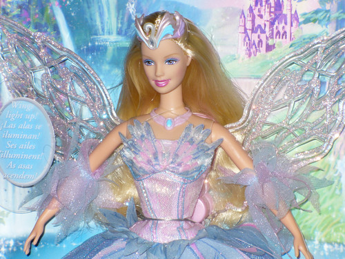 Pupaprinzessin: Barbie en el lago de los cisnes