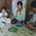 Lima Tahun Keluarga Miskin Ini Hanya Makan Daun-daunan